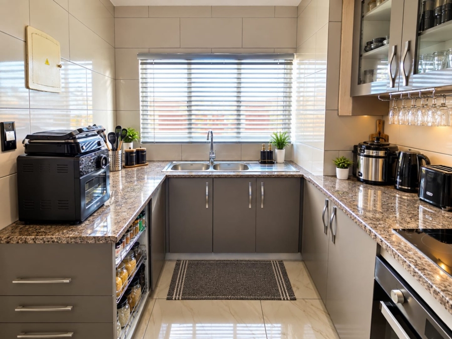 2 Bedroom Property for Sale in Bloemfontein Free State